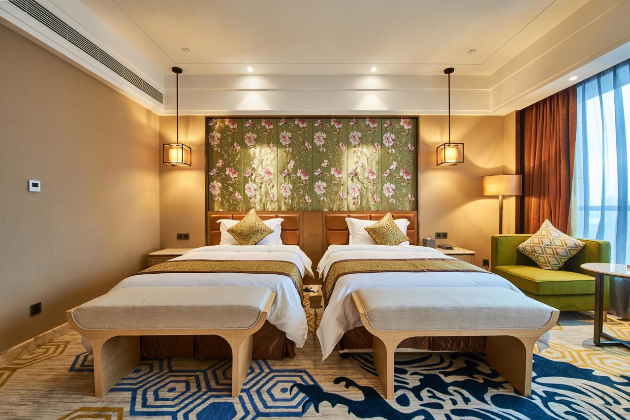 Zhongshan Guzhen Huayu Landmark Hotel Экстерьер фото