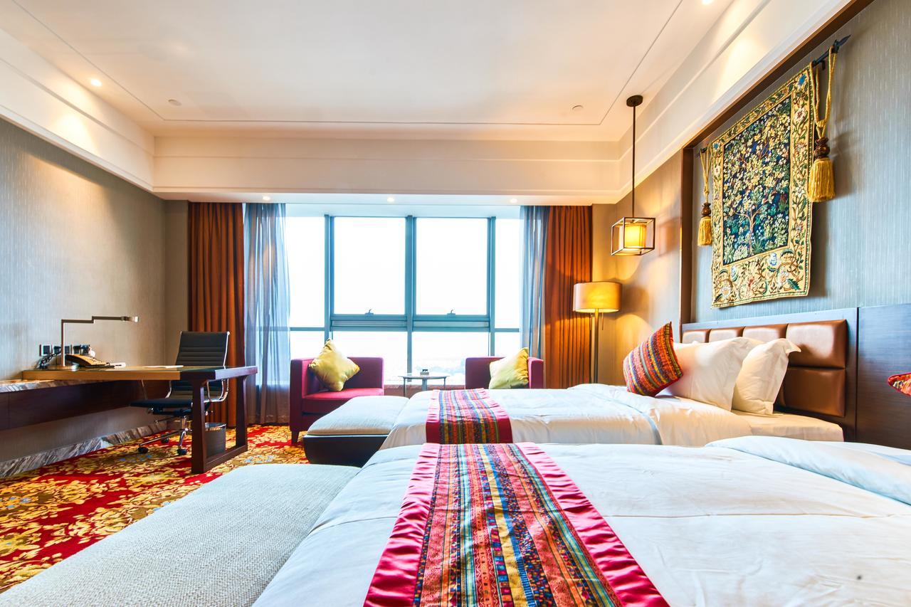 Zhongshan Guzhen Huayu Landmark Hotel Экстерьер фото