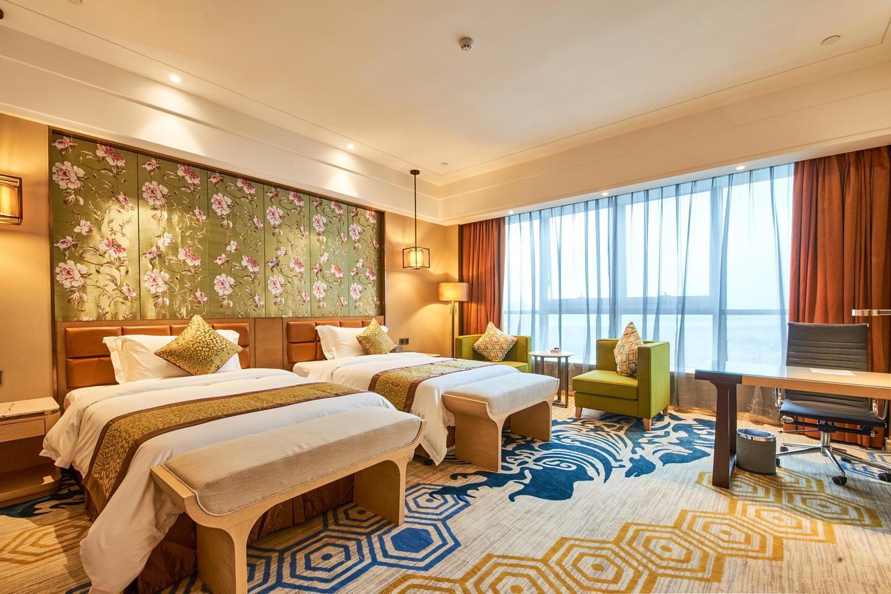 Zhongshan Guzhen Huayu Landmark Hotel Экстерьер фото
